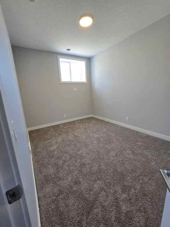 MLS® A2251317 - 176 Lakewood Circle  in Lakewood Strathmore, Residential
