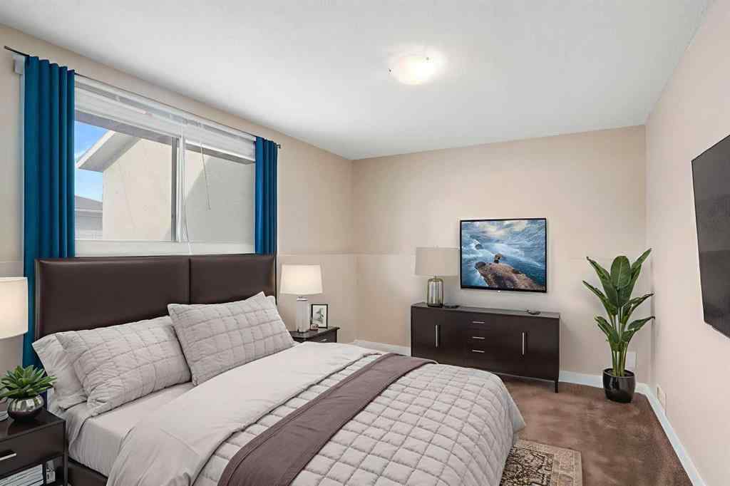 MLS® A2251319 - 1123 Mckinnon Drive NE in Mayland Heights Calgary, Commercial