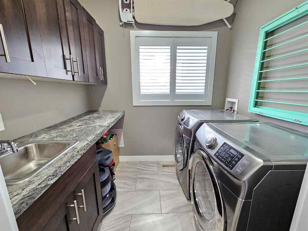 MLS® A2251328 - 7214 91 Street  in Countryside North Grande Prairie, Residential