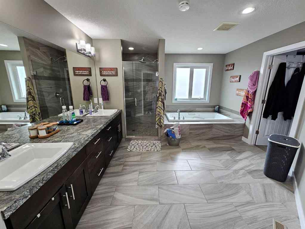MLS® A2251328 - 7214 91 Street  in Countryside North Grande Prairie, Residential