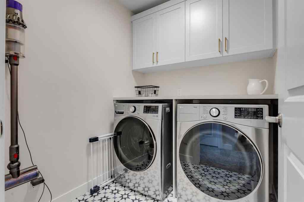 MLS® A2251329 - 547 Rowmont Boulevard NW in Haskayne Calgary, Residential