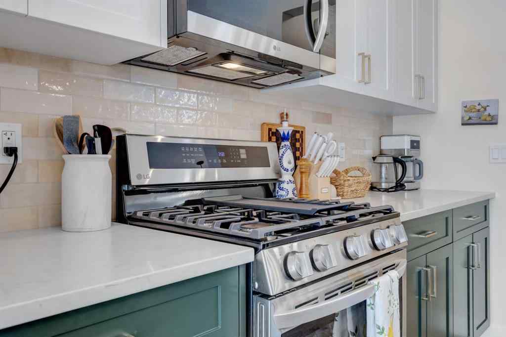 MLS® A2251329 - 547 Rowmont Boulevard NW in Haskayne Calgary, Residential