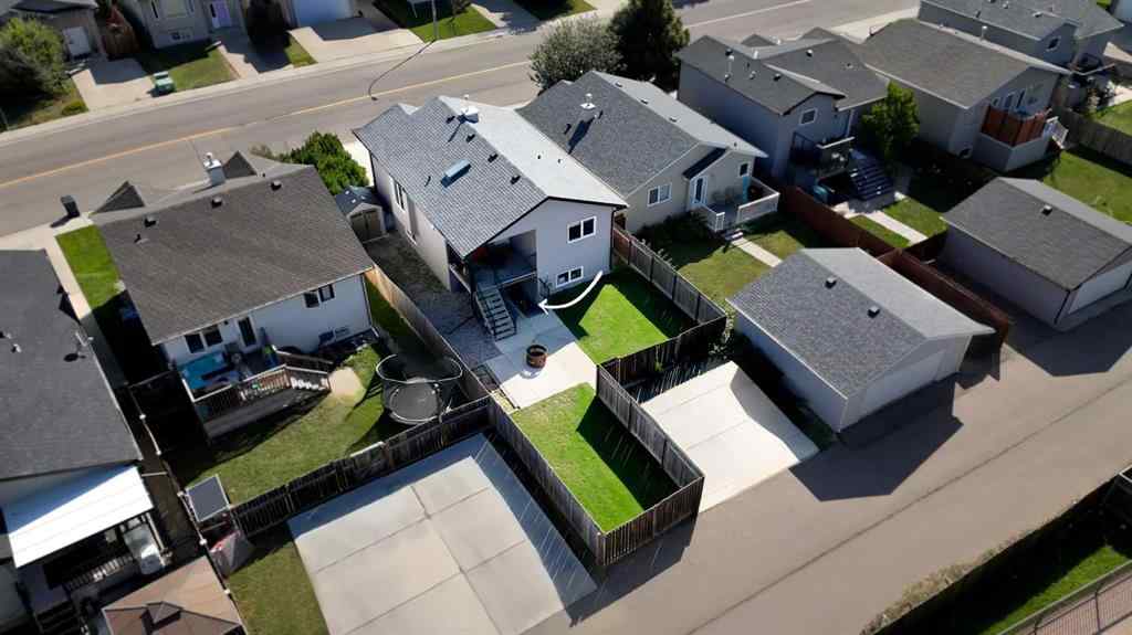 MLS® A2251339 - 36 Aberdeen Road W in West Highlands Lethbridge, Residential