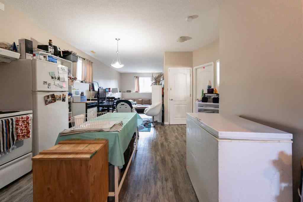 MLS® A2251339 - 36 Aberdeen Road W in West Highlands Lethbridge, Residential