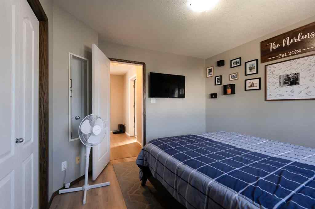 MLS® A2251339 - 36 Aberdeen Road W in West Highlands Lethbridge, Residential
