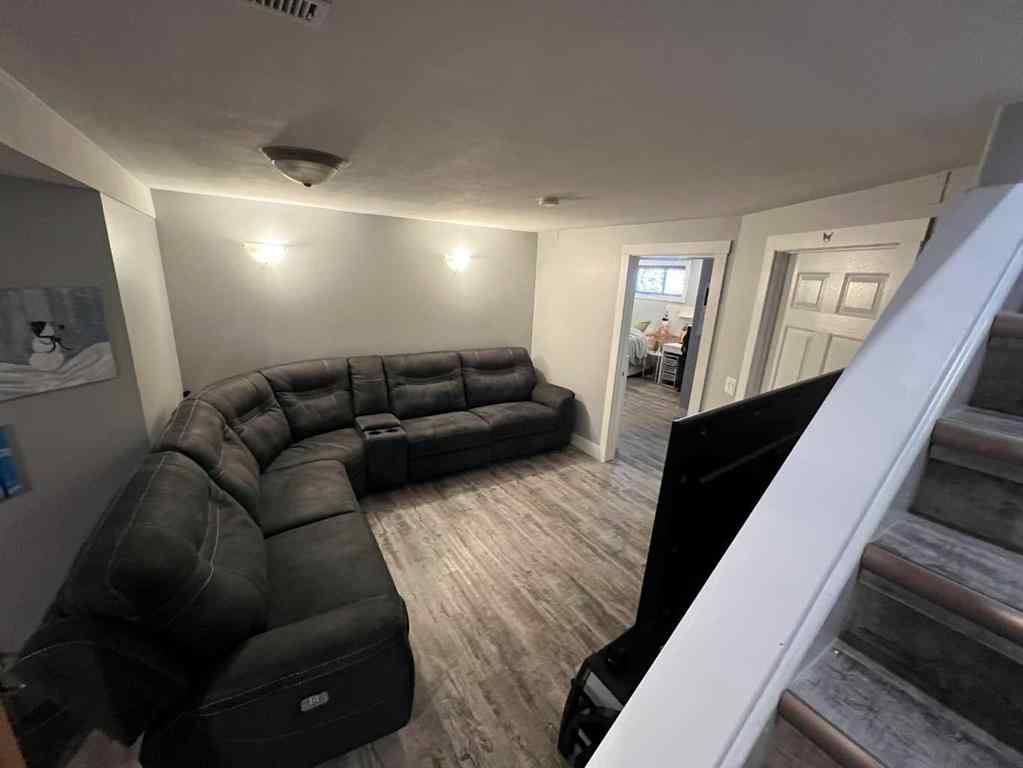 MLS® A2251343 - 8801 125 Avenue  in Crystal Lake Estates Grande Prairie, Residential