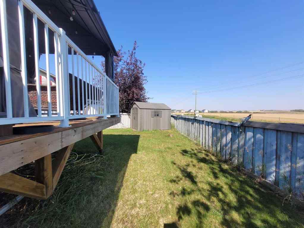 MLS® A2251343 - 8801 125 Avenue  in Crystal Lake Estates Grande Prairie, Residential