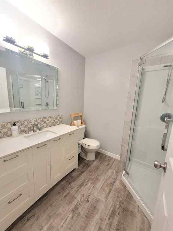 MLS® A2251343 - 8801 125 Avenue  in Crystal Lake Estates Grande Prairie, Residential