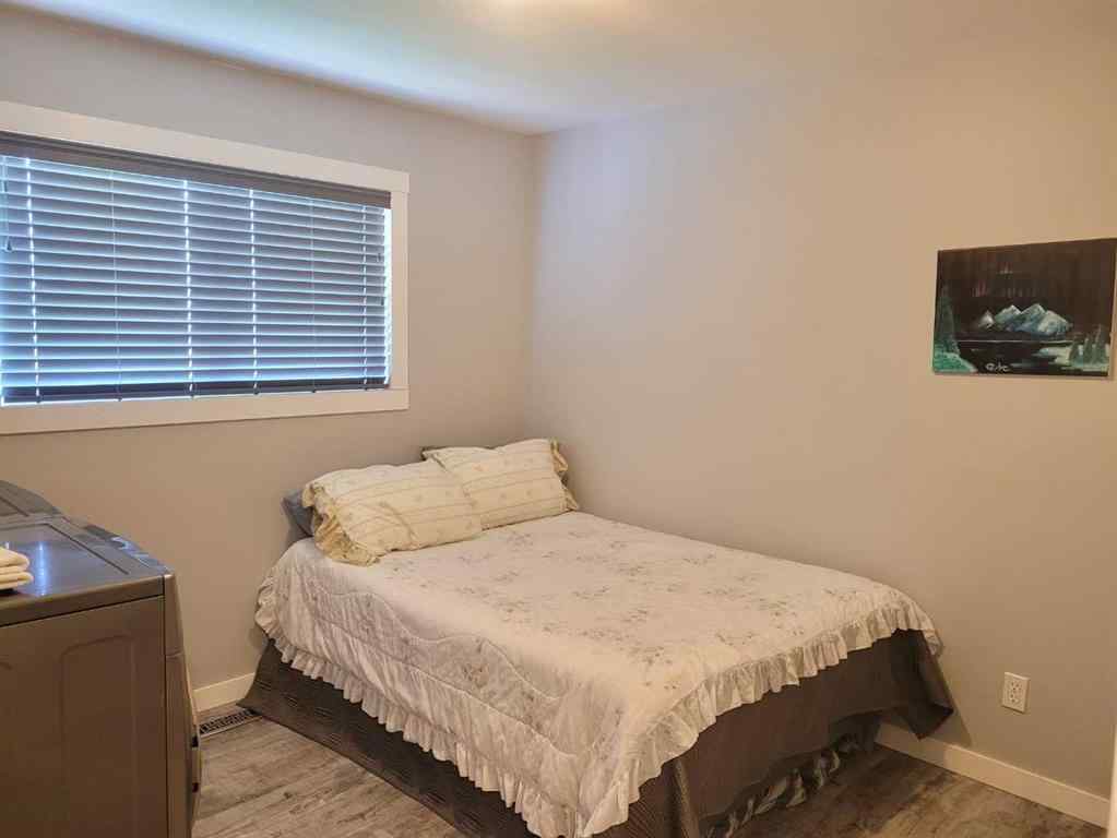MLS® A2251343 - 8801 125 Avenue  in Crystal Lake Estates Grande Prairie, Residential