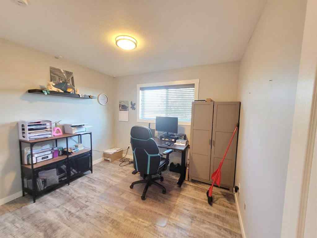MLS® A2251343 - 8801 125 Avenue  in Crystal Lake Estates Grande Prairie, Residential