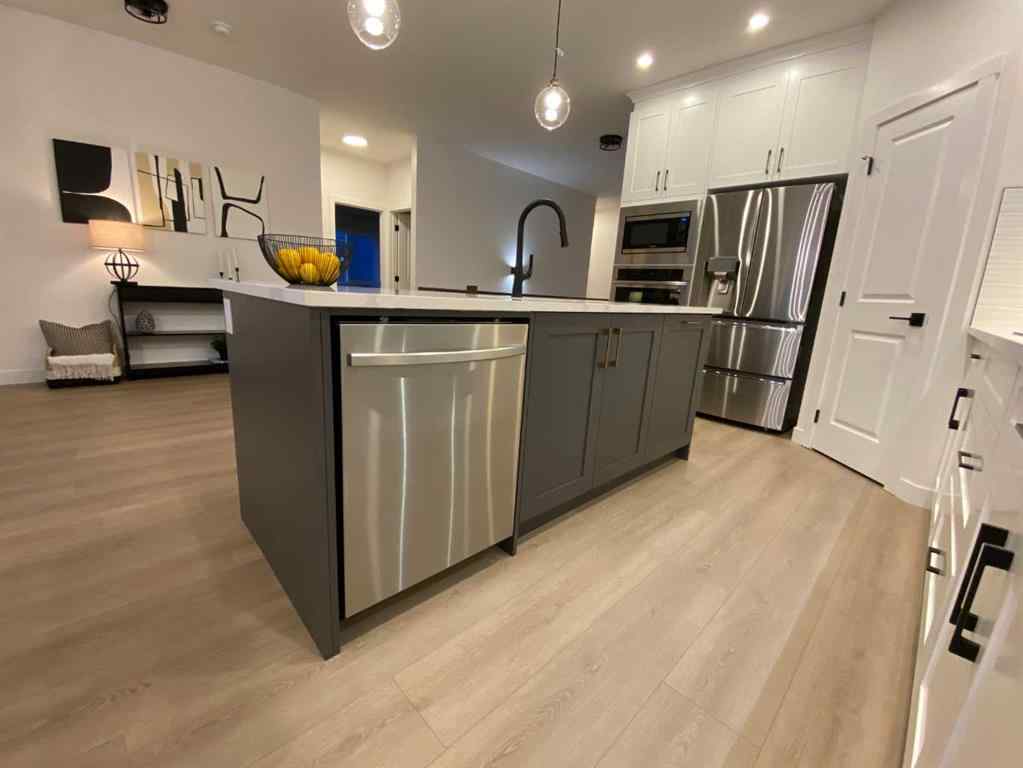 MLS® A2251349 - 727 Mandalay Avenue NW in NONE Carstairs, Residential