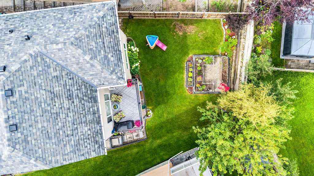 MLS® A2251350 - 20 Sherwood Rise NW in Sherwood Calgary, Residential