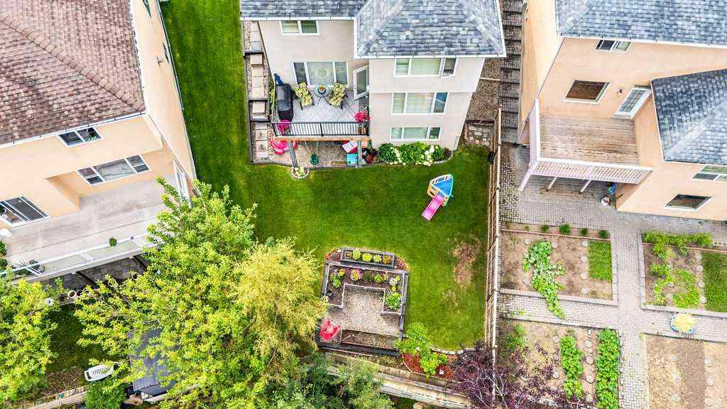MLS® A2251350 - 20 Sherwood Rise NW in Sherwood Calgary, Residential