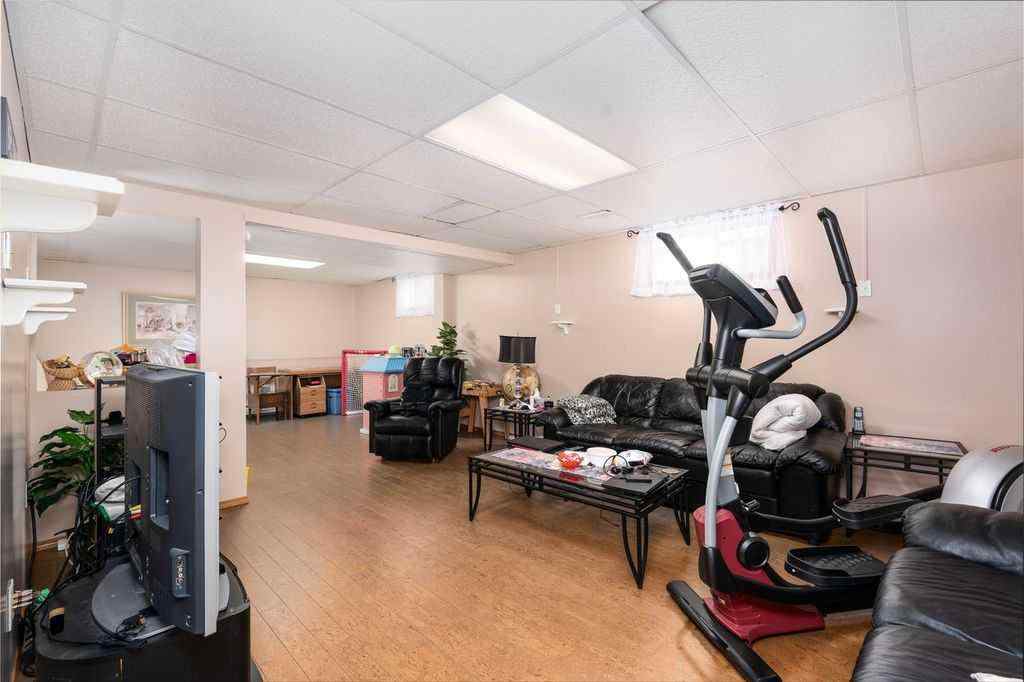 MLS® A2251353 - 5704 35 Avenue  in Enevold Camrose, Residential