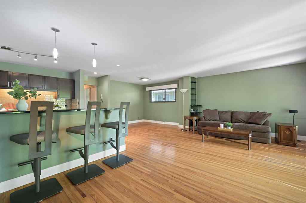 MLS® A2251354 - 4811 15 Street SW in Altadore Calgary, Residential