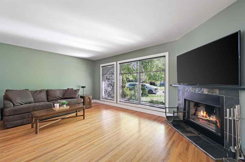 MLS® A2251354 - 4811 15 Street SW in Altadore Calgary, Residential