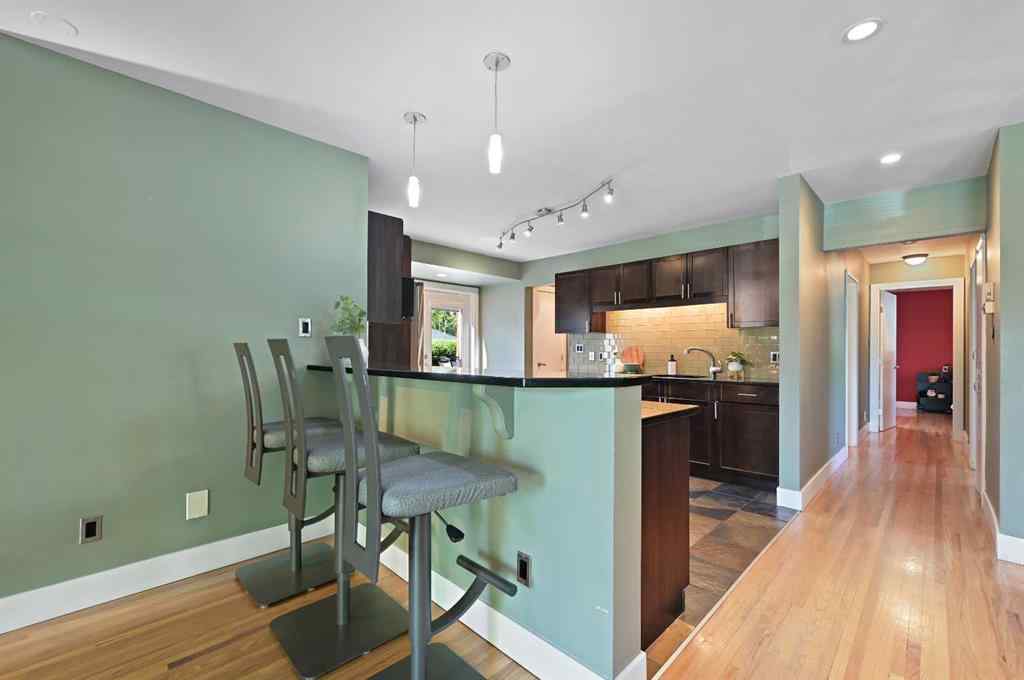 MLS® A2251354 - 4811 15 Street SW in Altadore Calgary, Residential
