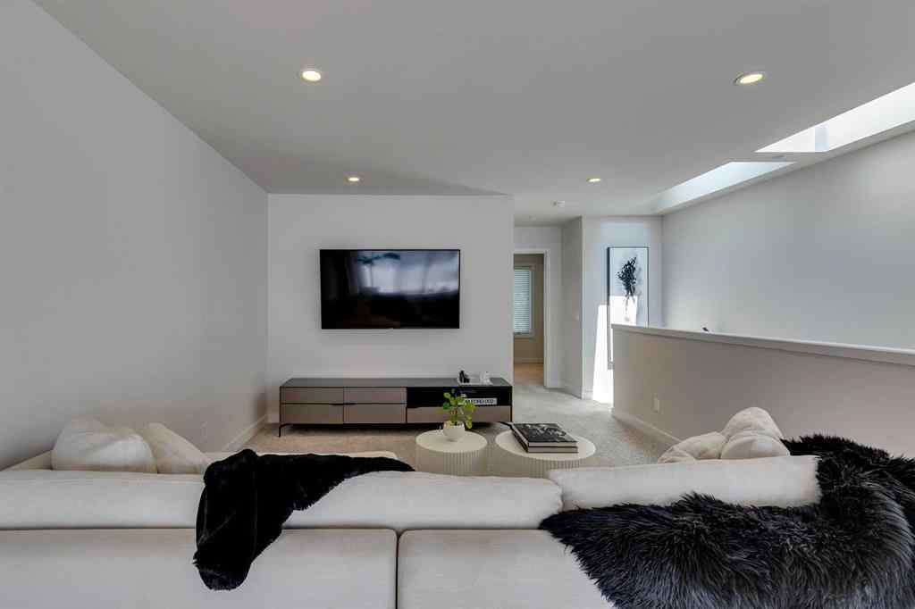 MLS® A2251357 - 1710 35 Avenue SW in Altadore Calgary, Residential