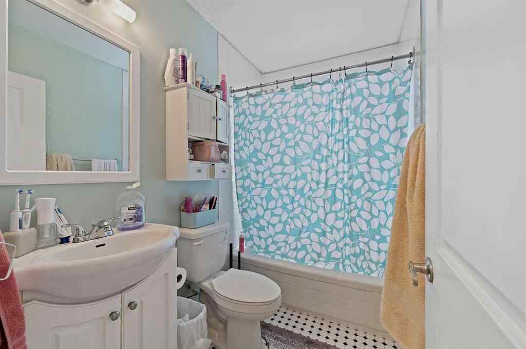 MLS® A2251364 - 2311 16 Street SW in Bankview Calgary, Multi-Family