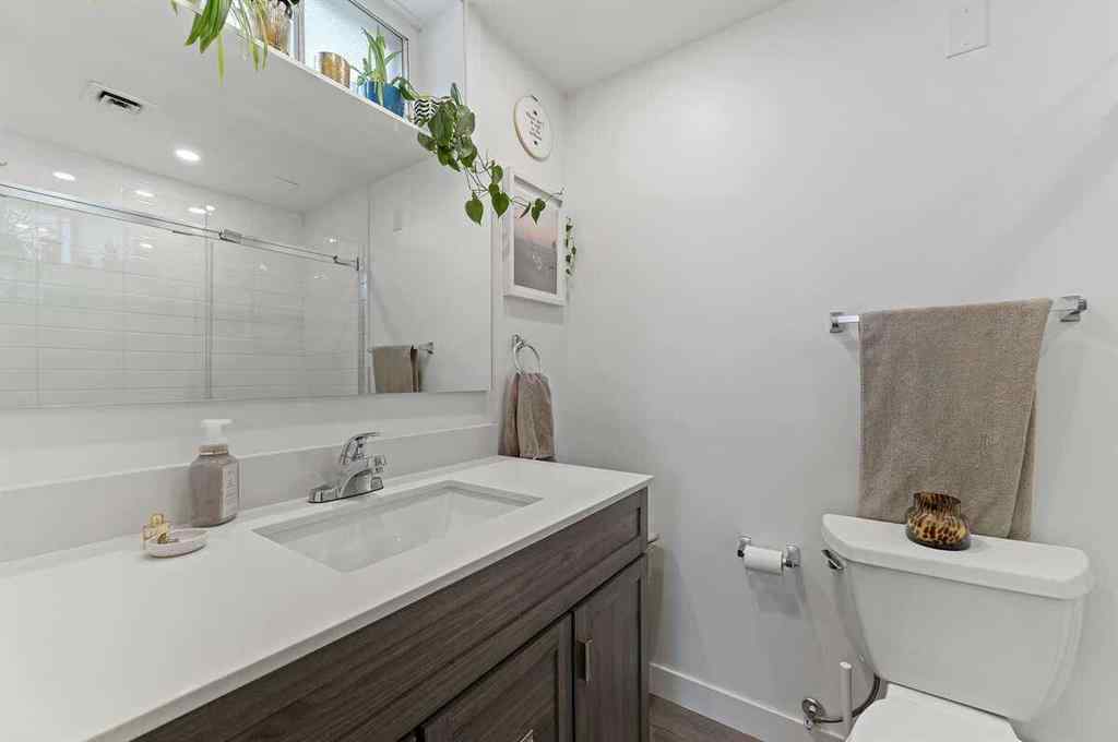 MLS® A2251364 - 2311 16 Street SW in Bankview Calgary, Multi-Family