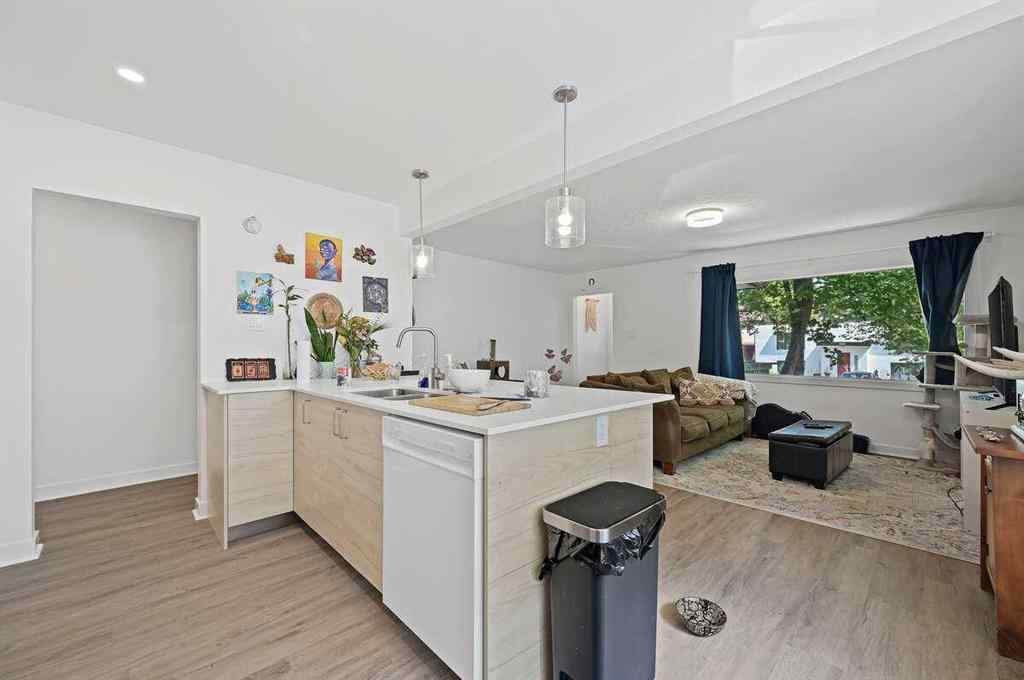 MLS® A2251364 - 2311 16 Street SW in Bankview Calgary, Multi-Family