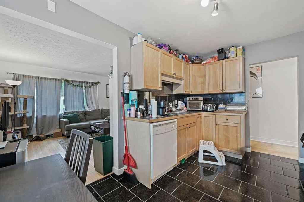 MLS® A2251364 - 2311 16 Street SW in Bankview Calgary, Multi-Family