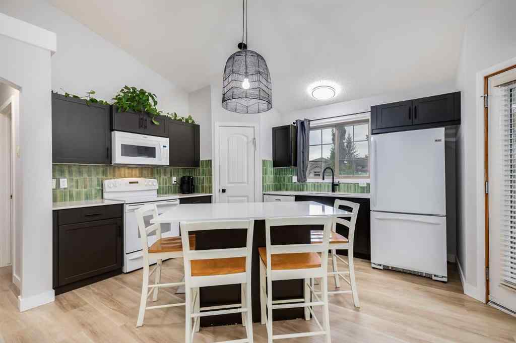 MLS® A2251367 - Unit #201 11 Everridge Square SW in Evergreen Calgary, Residential