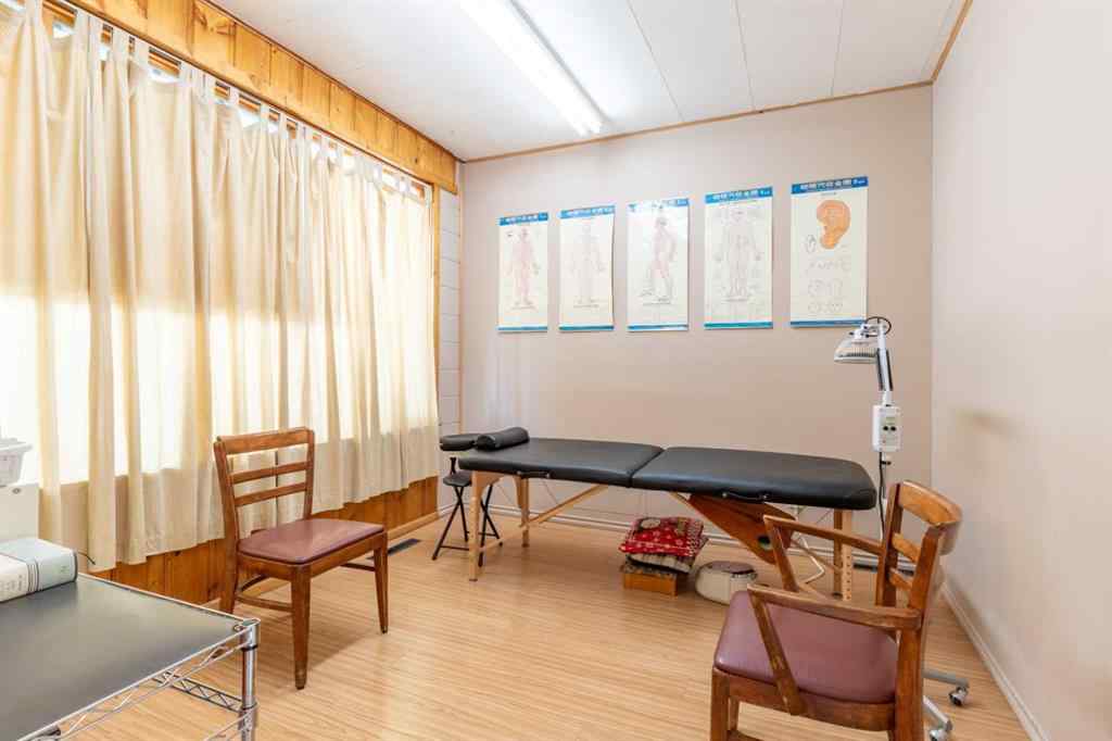 MLS® A2251369 - 966 Main Street  in NONE Pincher Creek, Commercial