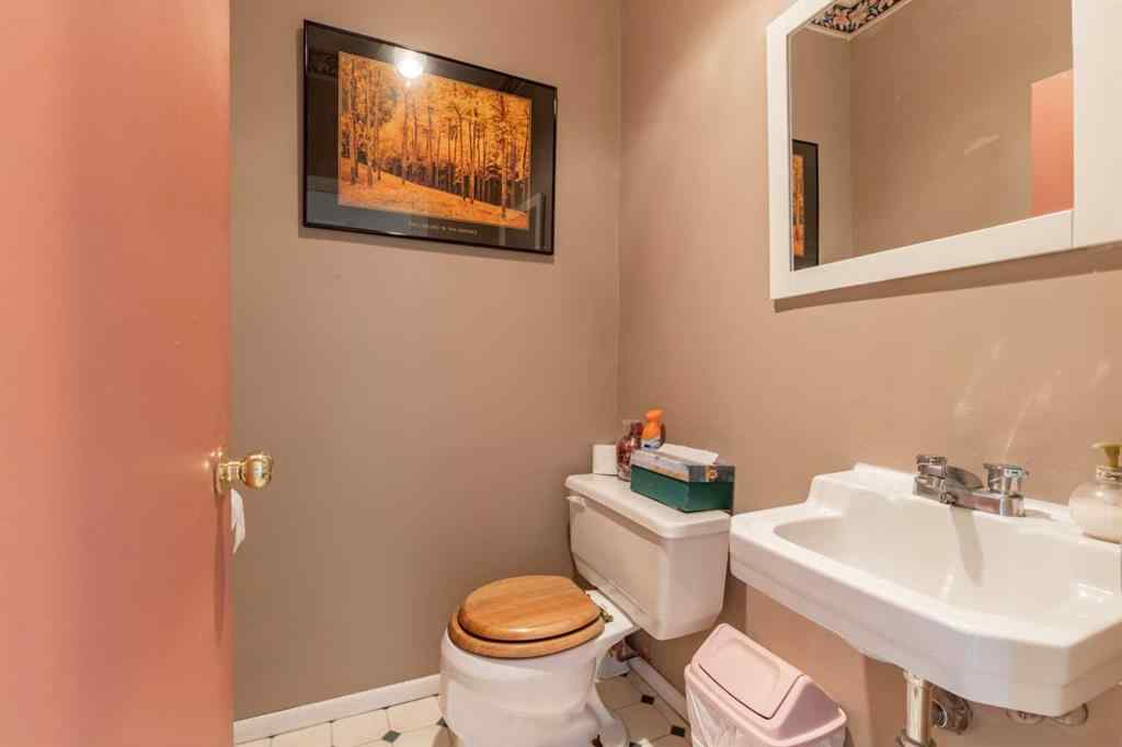 MLS® A2251369 - 966 Main Street  in NONE Pincher Creek, Commercial