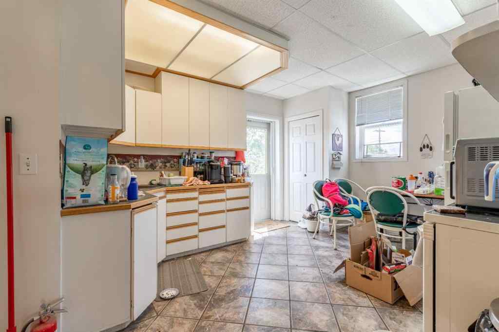 MLS® A2251369 - 966 Main Street  in NONE Pincher Creek, Commercial