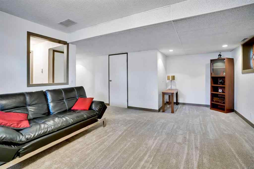 MLS® A2251372 - 16 Rundleson Way NE in Rundle Calgary, Residential