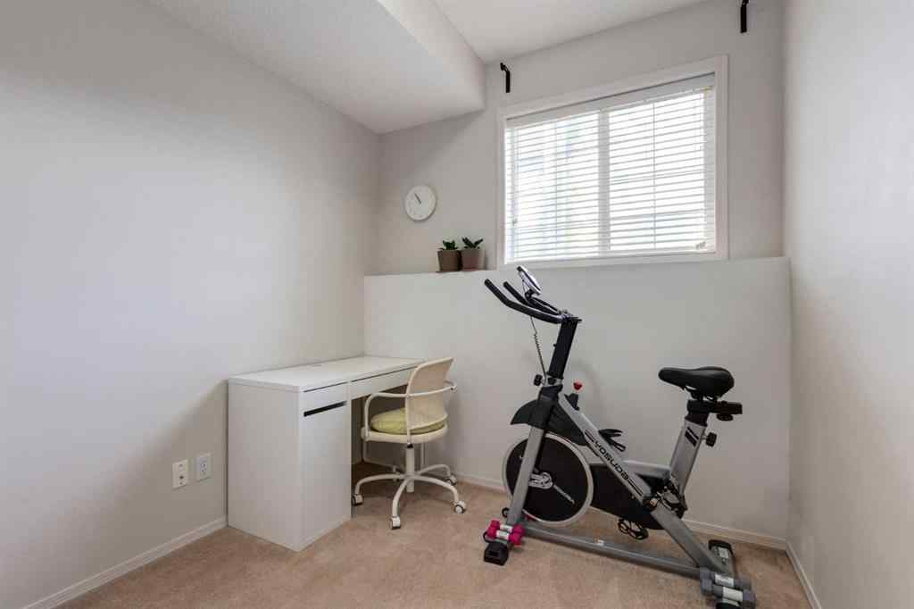 MLS® A2251374 - Unit #7 29 Springborough Boulevard SW in Springbank Hill Calgary, Residential