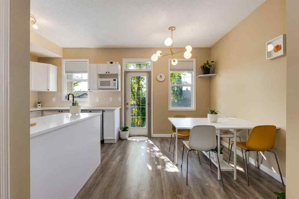 MLS® A2251374 - Unit #7 29 Springborough Boulevard SW in Springbank Hill Calgary, Residential