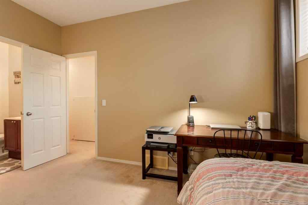 MLS® A2251374 - Unit #7 29 Springborough Boulevard SW in Springbank Hill Calgary, Residential