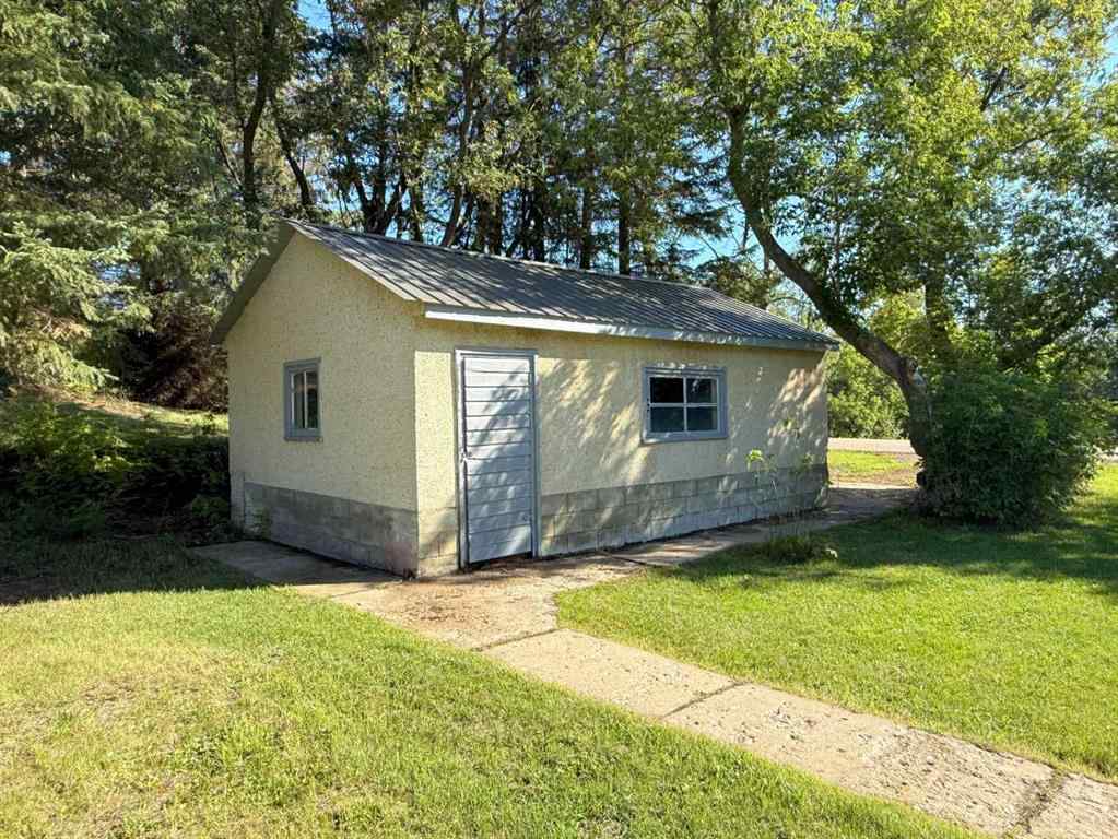 MLS® A2251375 - 4701 47 Avenue   in Athabasca Town Athabasca, Residential