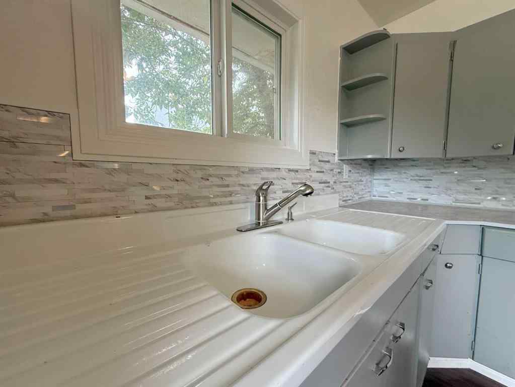 MLS® A2251375 - 4701 47 Avenue   in Athabasca Town Athabasca, Residential
