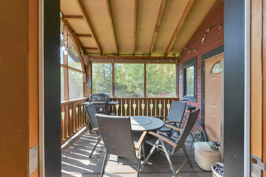 MLS® A2251376 - 460 Summer Crescent  in Meridian Beach Rural Ponoka County, Residential