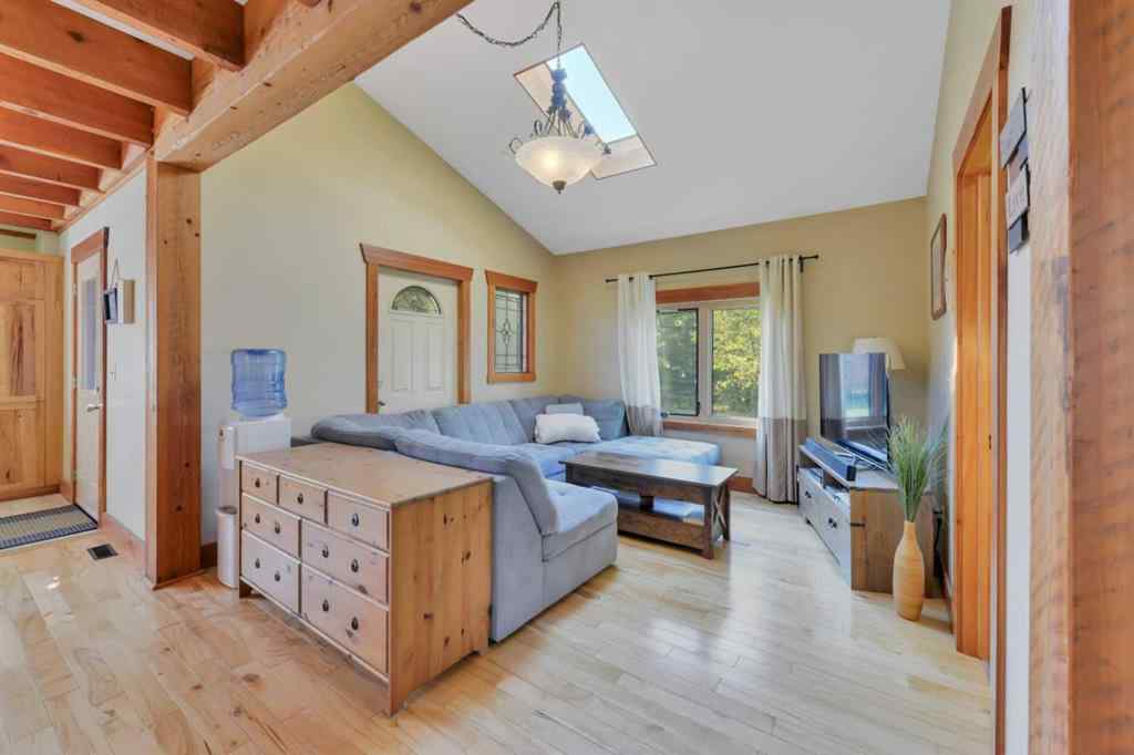 MLS® A2251376 - 460 Summer Crescent  in Meridian Beach Rural Ponoka County, Residential