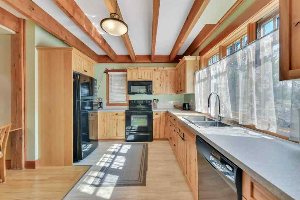 MLS® A2251376 - 460 Summer Crescent  in Meridian Beach Rural Ponoka County, Residential