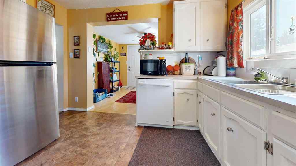MLS® A2251378 - Unit #12 1410 43 Street S in Redwood Lethbridge, Mobile