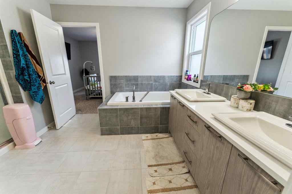 MLS® A2251379 - 428 Chinook Gate Square  in Chinook Gate Airdrie, Residential