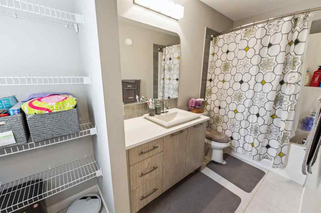 MLS® A2251379 - 428 Chinook Gate Square  in Chinook Gate Airdrie, Residential