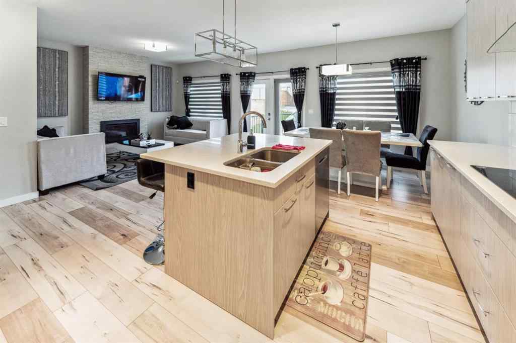 MLS® A2251379 - 428 Chinook Gate Square  in Chinook Gate Airdrie, Residential