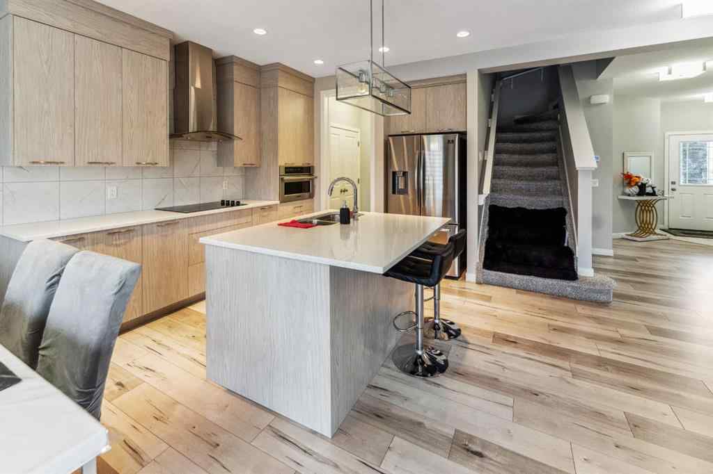 MLS® A2251379 - 428 Chinook Gate Square  in Chinook Gate Airdrie, Residential