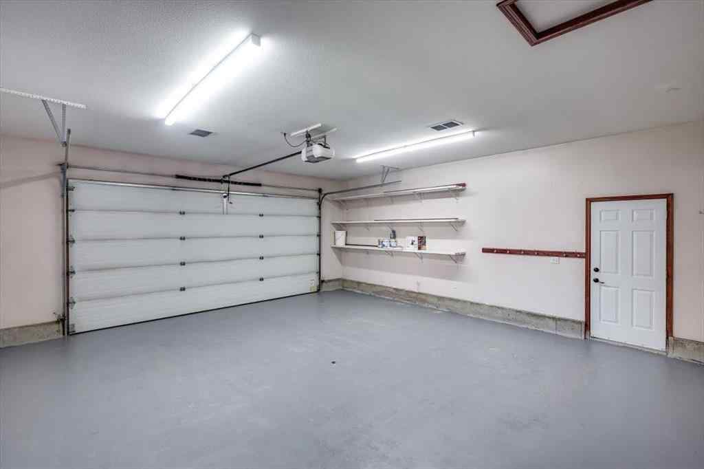 MLS® A2251384 - 6401 55 Avenue  in Lucas Heights Ponoka, Residential