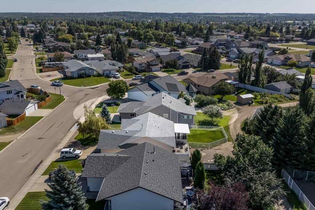 MLS® A2251384 - 6401 55 Avenue  in Lucas Heights Ponoka, Residential