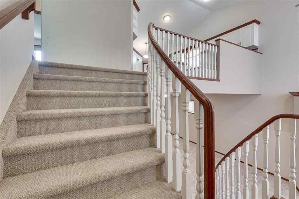 MLS® A2251384 - 6401 55 Avenue  in Lucas Heights Ponoka, Residential