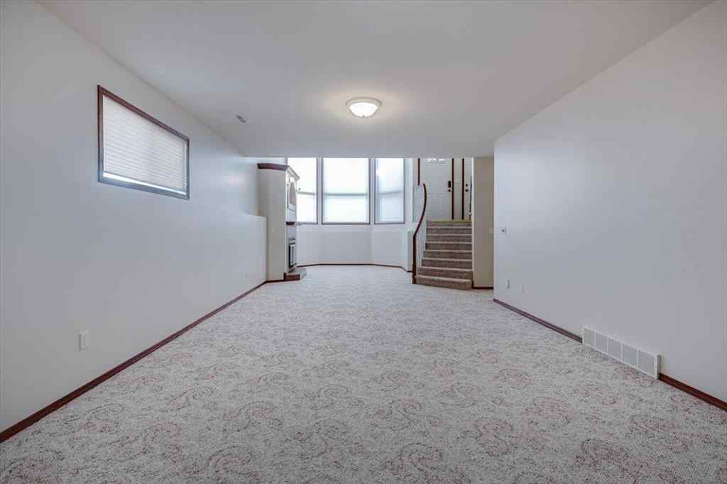 MLS® A2251384 - 6401 55 Avenue  in Lucas Heights Ponoka, Residential