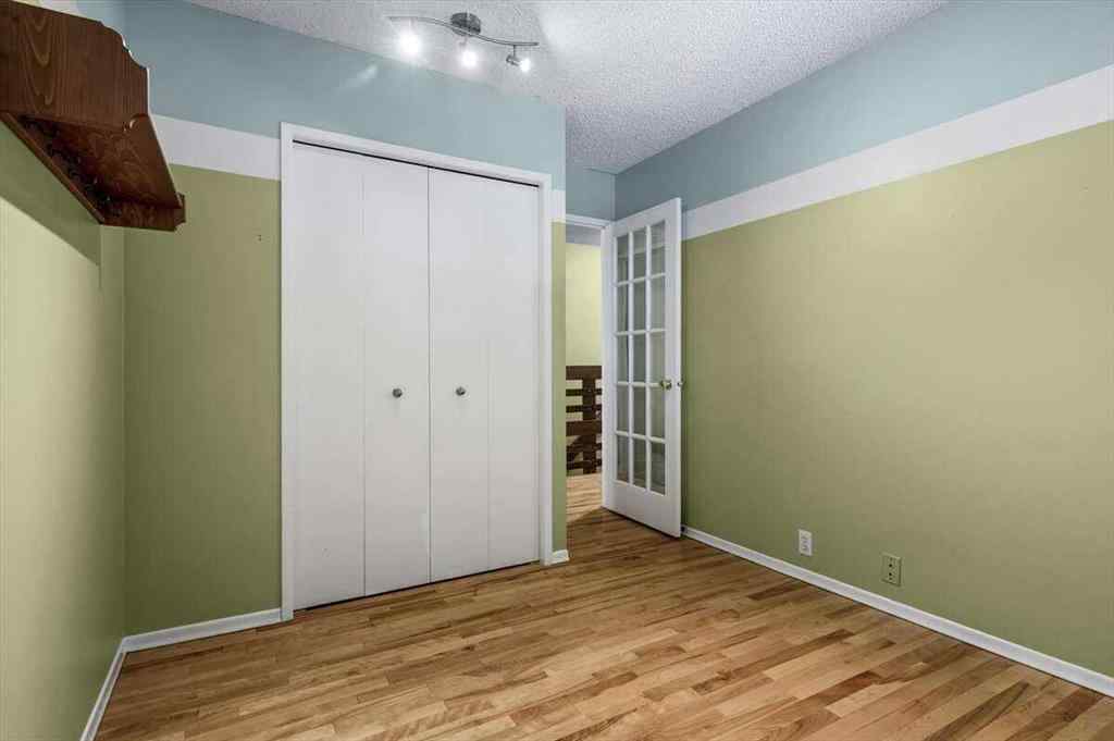 MLS® A2251385 - 907 36B Street NW in Parkdale Calgary, Residential
