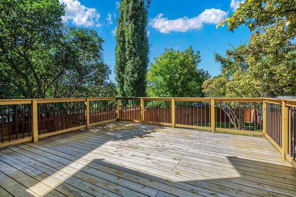 MLS® A2251385 - 907 36B Street NW in Parkdale Calgary, Residential